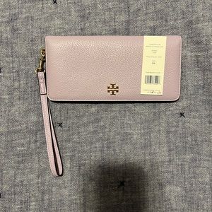 ✨NWT✨ Tory Burch wristlet